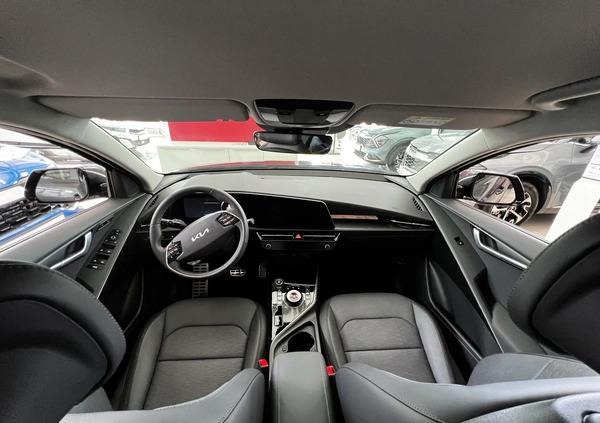 Kia Niro cena 185800 przebieg: 9, rok produkcji 2023 z Łowicz małe 172